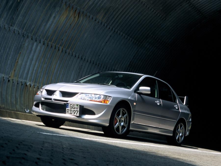  Mitsubishi Lancer Evolution VIII 2003 года  (фото 36 из 58)